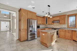 685 E Thornhill Ln, Palatine, IL 60074 - Photo 12