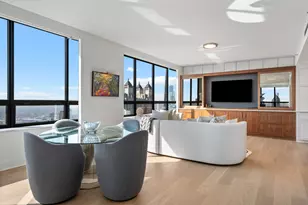 180 E Pearson St, Chicago, IL 60611 - Photo 6