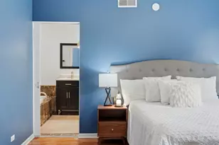 132 Clyde Ave, Evanston, IL 60202 - Photo 22