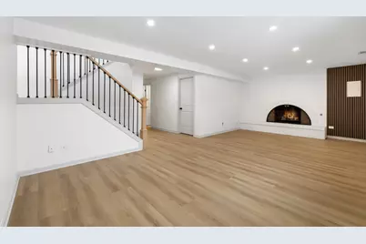 1006 Foxworth Boulevard, Lombard, IL 60148 - Photo 12