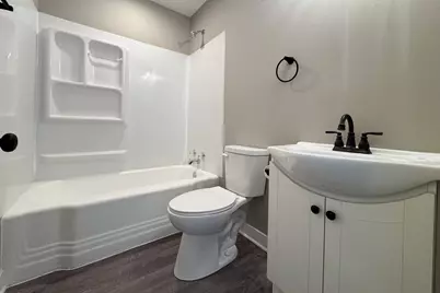 2817 9th Street, Rockford, IL 61109 - Photo 8