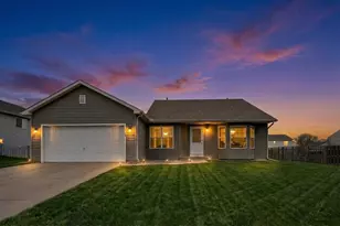 3708 Pebble Creek, McHenry, IL 60050 - Photo 2