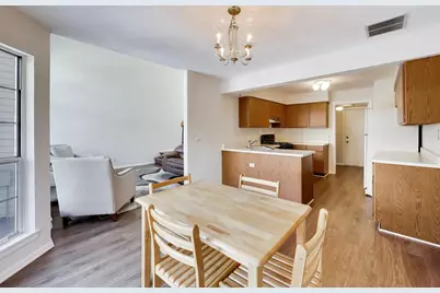 640 Sturnbridge Lane, Schaumburg, IL 60173 - Photo 10