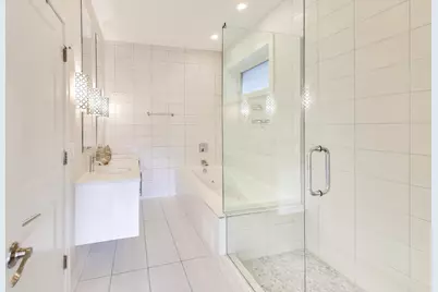 2435 W Belmont Avenue #2E, Chicago, IL 60618 - Photo 12