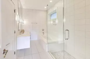 2435 W Belmont Ave, Chicago, IL 60618 - Photo 12