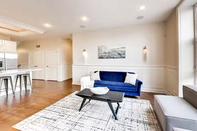 2435 W Belmont Avenue #2E, Chicago, IL 60618 - Photo 4