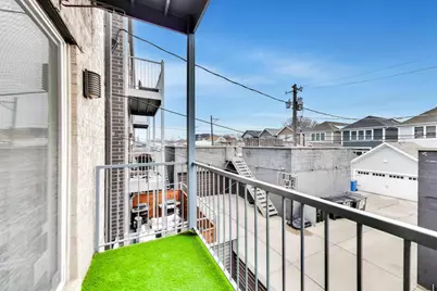 2435 W Belmont Avenue #2E, Chicago, IL 60618 - Photo 26