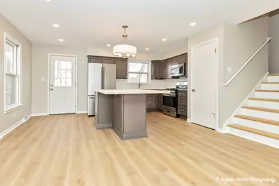 410 W Mueller Street, Arlington Heights, IL 60004 - Photo 6