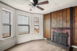 627 N 14th St, Dekalb, IL 60115 - Photo 14