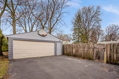 627 N 14th Street, Dekalb, IL 60115 - Photo 4