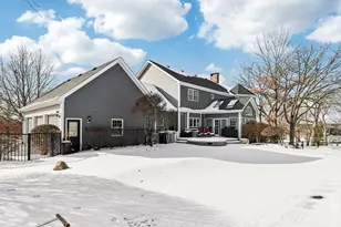 2904 Fox Knoll Ct, Johnsburg, IL 60051 - Photo 28