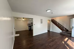 1945 Hancock Dr, Hoffman Estates, IL 60169 - Photo 2