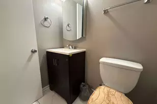 1945 Hancock Dr, Hoffman Estates, IL 60169 - Photo 8