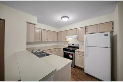 [Address not provided], Mundelein, IL 60060 - Photo 24