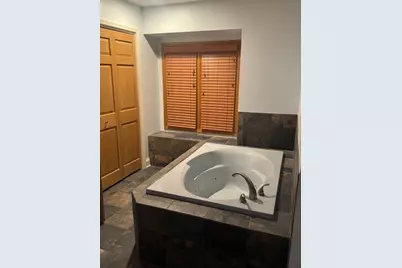 1308 Cassie Drive, Joliet, IL 60435 - Photo 14