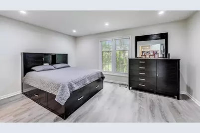 206 Country Lane, Des Plaines, IL 60016 - Photo 12