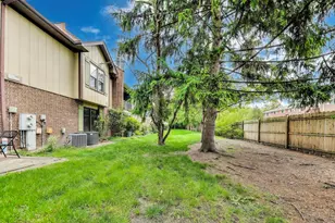 206 Country Ln, Des Plaines, IL 60016 - Photo 22