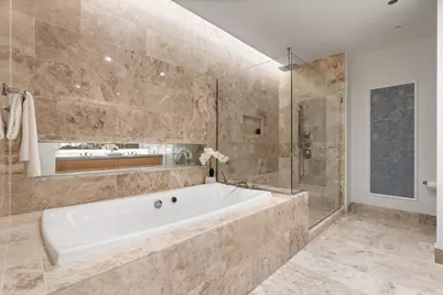 363 E Wacker Drive #2106, Chicago, IL 60601 - Photo 24