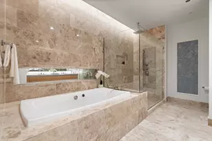 363 E Wacker Dr, Chicago, IL 60601 - Photo 24