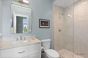 355 Hickory Ct, Lake Forest, IL 60045 - Photo 26