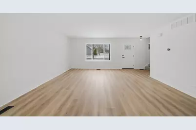 4465 Morton Road, Hanover Park, IL 60133 - Photo 12