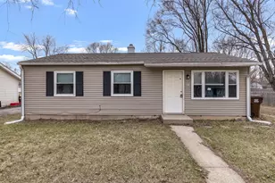 30 Gilbert Terrace, Machesney Park, IL 61115 - Photo 1