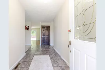 8908 E 1400 North Road, Bloomington, IL 61705 - Photo 6