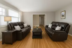 1101 E Washington Blvd, Lombard, IL 60148 - Photo 2