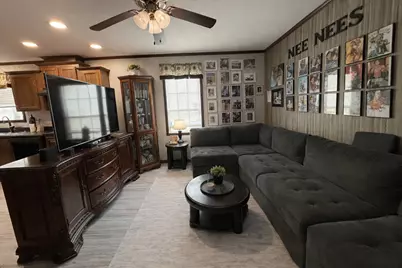 8766 Pelican Drive, Hodgkins, IL 60525 - Photo 4