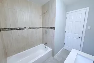 2658 W 83rd St, Chicago, IL 60652 - Photo 12