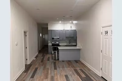 611 E 50th Place, Chicago, IL 60615 - Photo 2