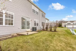 682 Silk Oak Ln, Crystal Lake, IL 60014 - Photo 28