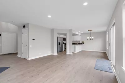 682 Silk Oak Lane, Crystal Lake, IL 60014 - Photo 4