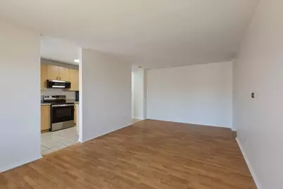 701 S Elmhurst Road #H, Des Plaines, IL 60016 - Photo 4