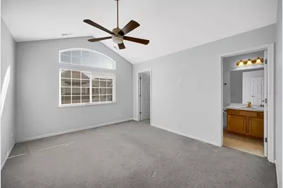 707 S Jade Lane, Round Lake, IL 60073 - Photo 14