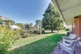 5200 Wright Terrace, Skokie, IL 60077 - Photo 32