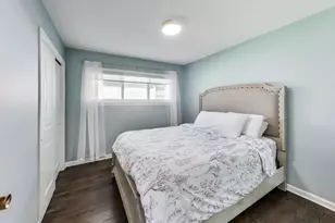 5200 Wright Terrace, Skokie, IL 60077 - Photo 14