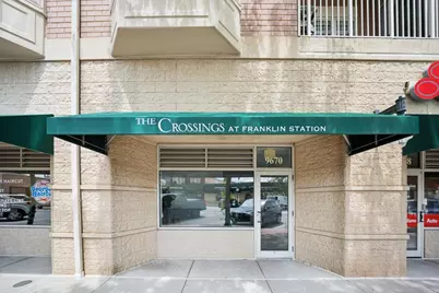 9670 Franklin Avenue #210, Franklin Park, IL 60131 - Photo 4