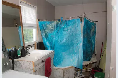 107 E Larue Street, Streator, IL 61364 - Photo 14