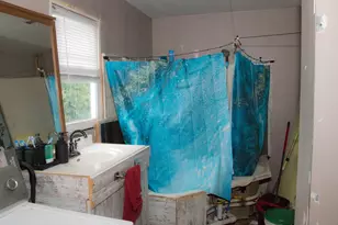 107 E Larue St, Streator, IL 61364 - Photo 14