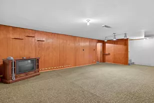 1200 N May St, Joliet, IL 60435 - Photo 32