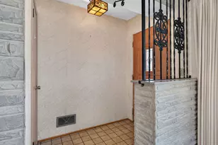 1200 N May St, Joliet, IL 60435 - Photo 6