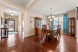 925 Prescott Ln, Pingree Grove, IL 60140 - Photo 6