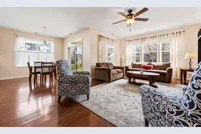 925 Prescott Lane, Pingree Grove, IL 60140 - Photo 22