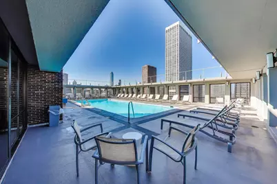 260 E Chestnut Street #801, Chicago, IL 60611 - Photo 28