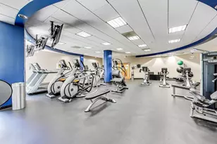 260 E Chestnut St, Chicago, IL 60611 - Photo 20