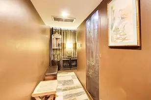 260 E Chestnut St, Chicago, IL 60611 - Photo 6