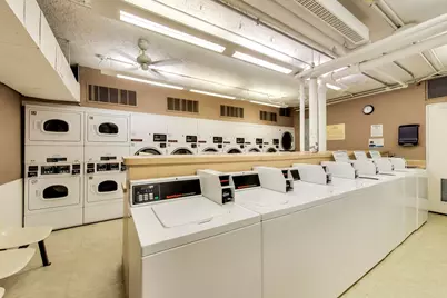 260 E Chestnut Street #801, Chicago, IL 60611 - Photo 22