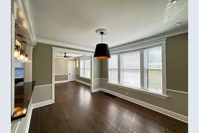 1938 W Berenice Avenue #1, Chicago, IL 60613 - Photo 8