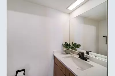 302 Linden Lane, Wheeling, IL 60090 - Photo 6